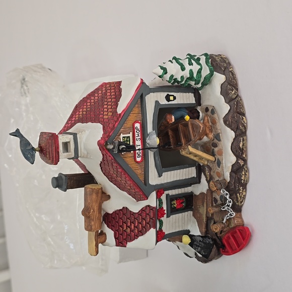 1999 Victorian Village Collectibles  Old Towne Boat Shop Hand Painted Porcelain - Picture 3 of 15